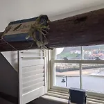 Sea View Prime Historic Old Town Location * Γουίτμπι