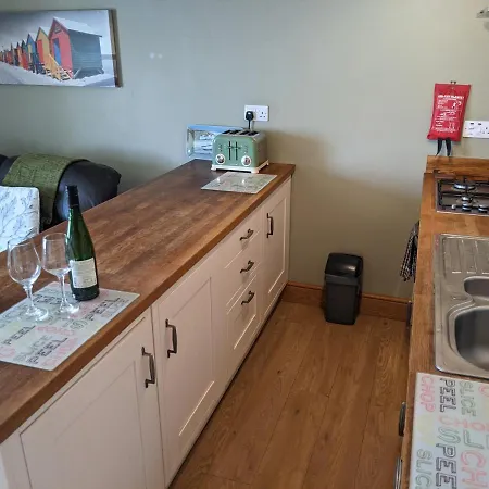 Sea View Prime Historic Old Town Location