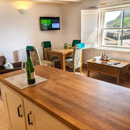 Sea View Prime Historic Old Town Location Whitby