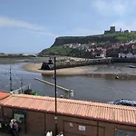 Holiday home Sea View Prime Historic Old Town Location Whitby
