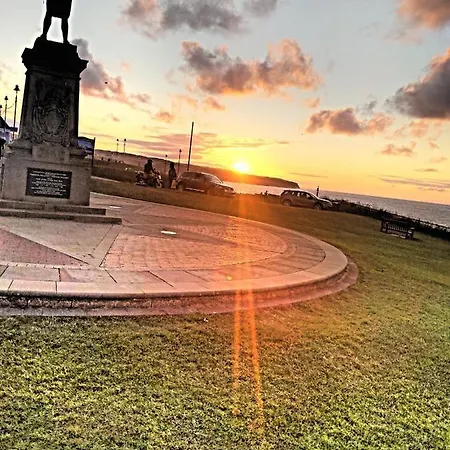 Sea View Prime Historic Old Town Location بيت للعطل